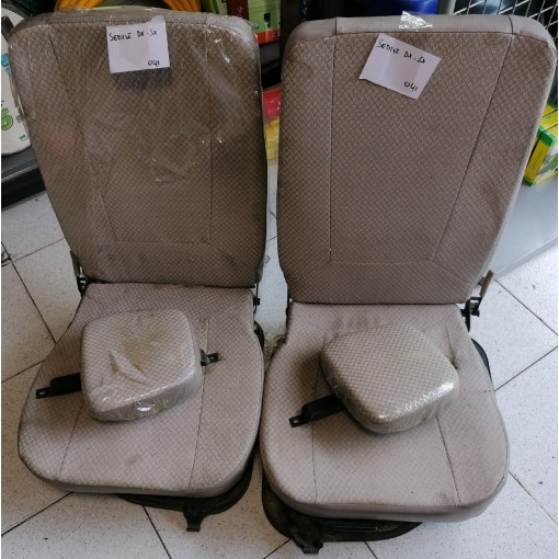 COPPIA SEDILI DESTRO E SINISTRO COMPRESI POGGIATESTA  RICAMBIO VEM  PICK UP 2015  BG1320 USATO